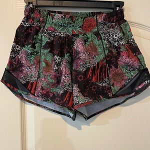 Lululemon shorts. Like new size 4
